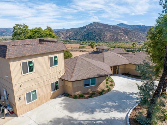 Building Photo - 2916 Anaheim St