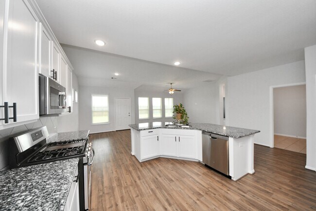 Building Photo - 2326 Kelson Cove Dr