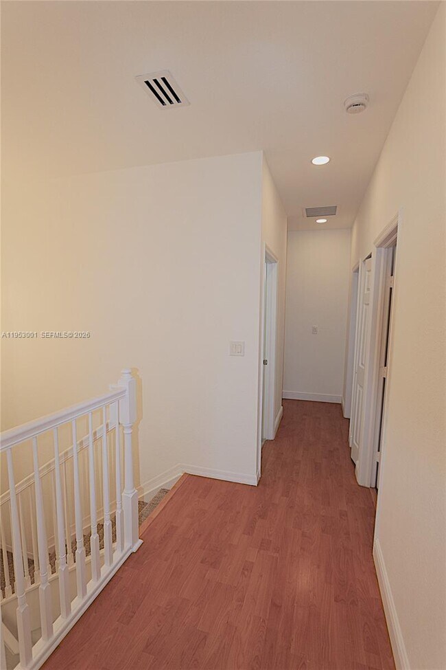 Building Photo - 14928 SW 40th St