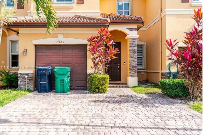 Primary Photo - 8763 NW 112th Pl