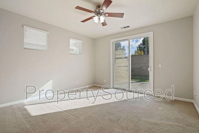 Building Photo - 1723 Bermuda Ln