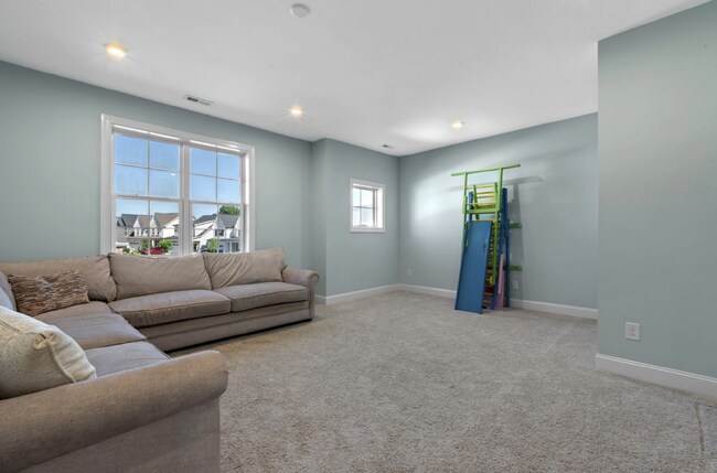 Building Photo - 217 Tumbling River Dr