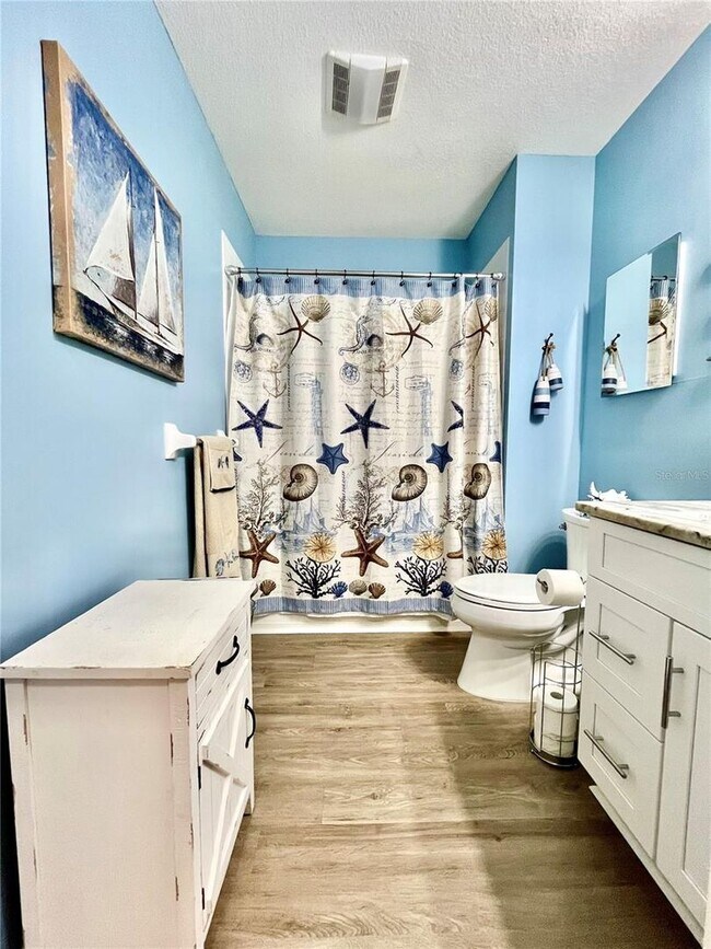 Building Photo - AVAILABLE 2026 SEASON! HERITAGE LAKES COND...