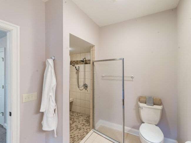 Building Photo - 2616 Greenport Dr