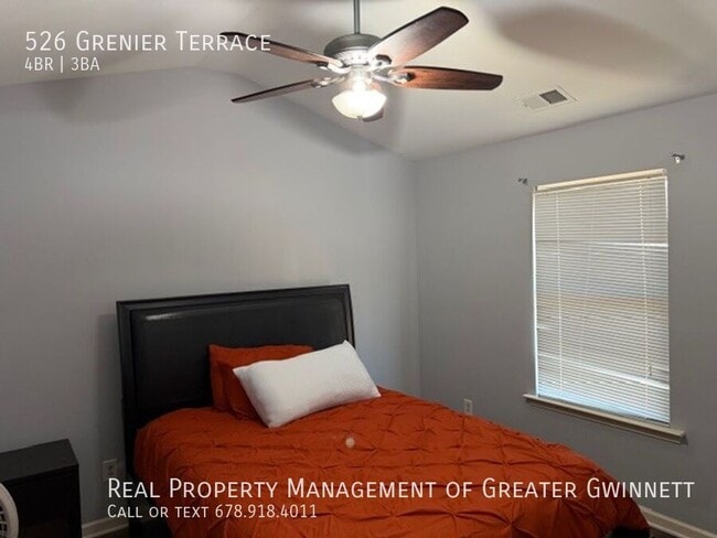 Building Photo - 526 Grenier Terrace NE