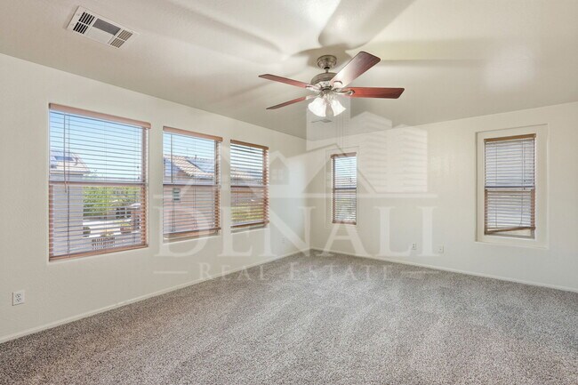Building Photo - 4923 N 108th Dr