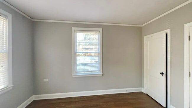 Building Photo - Bright & Modern Renovated 1-Bedroom Condo in Heathwood Court