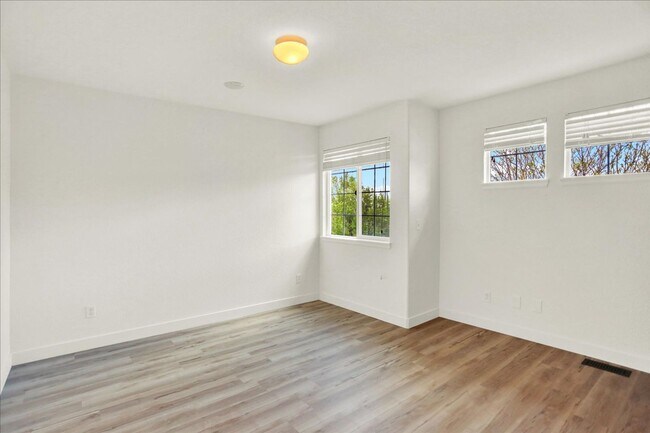 Building Photo - Stunning 3 Bedroom Home in Parker, Mountai...