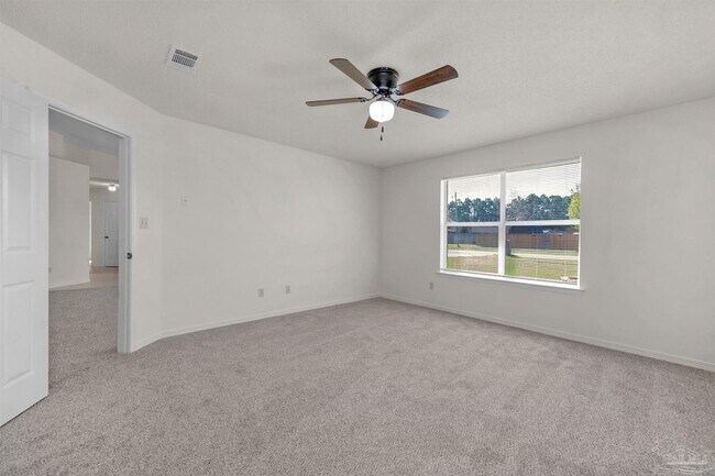 Building Photo - 9568 Brentwood Blvd
