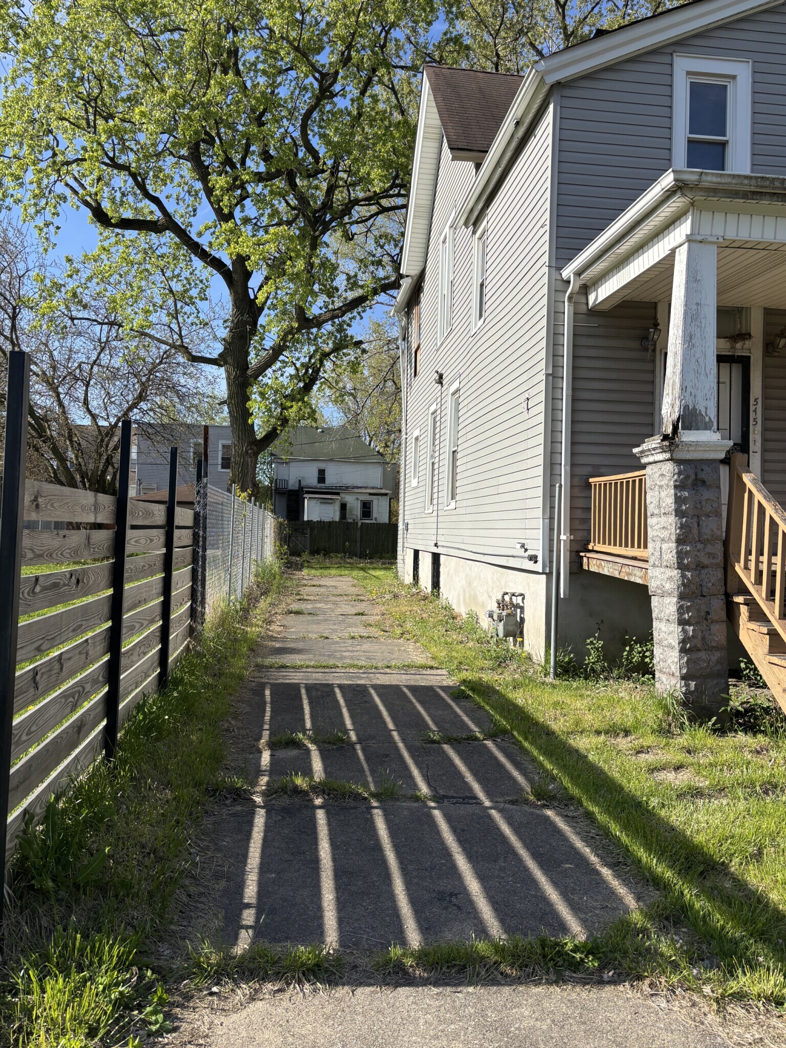 Building Photo - 545 W 62nd St