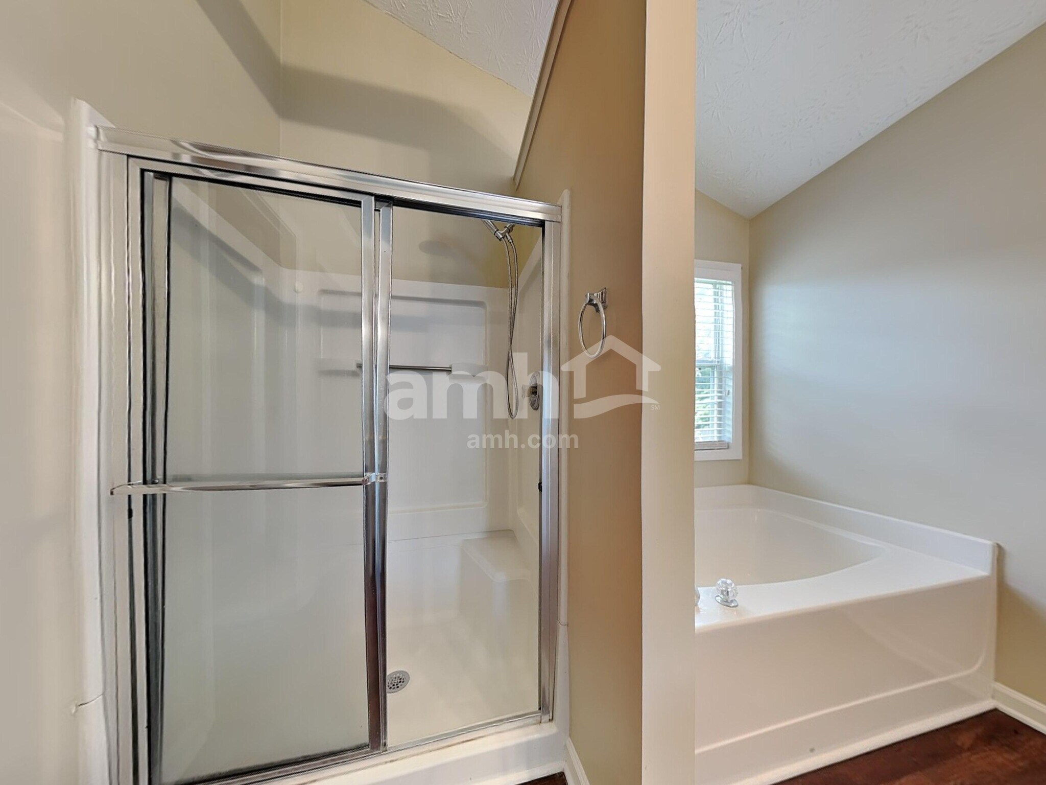 Building Photo - 1795 Charleston Oak Cir