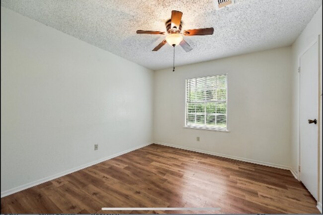 Building Photo - 105 E Wells St