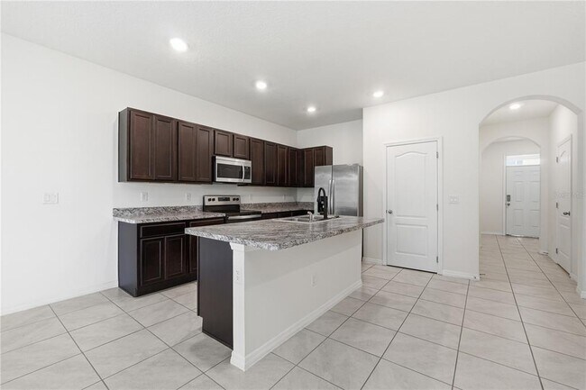 Building Photo - 1228 Yellow Finch Dr