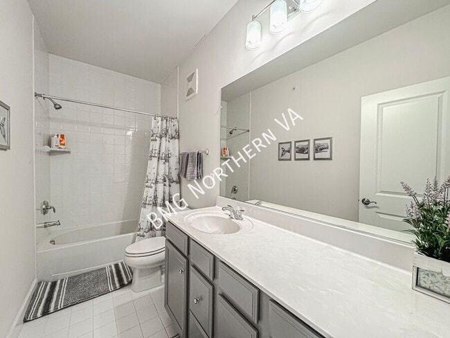 Building Photo - 10336 Ratcliffe Trl