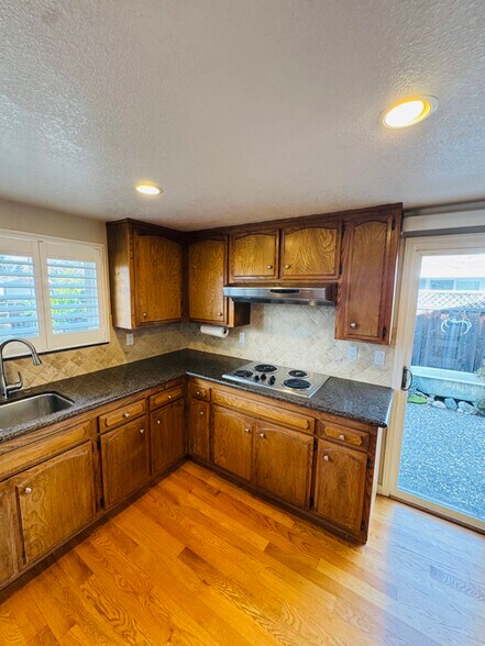 Building Photo - 2913 Carissa Ct