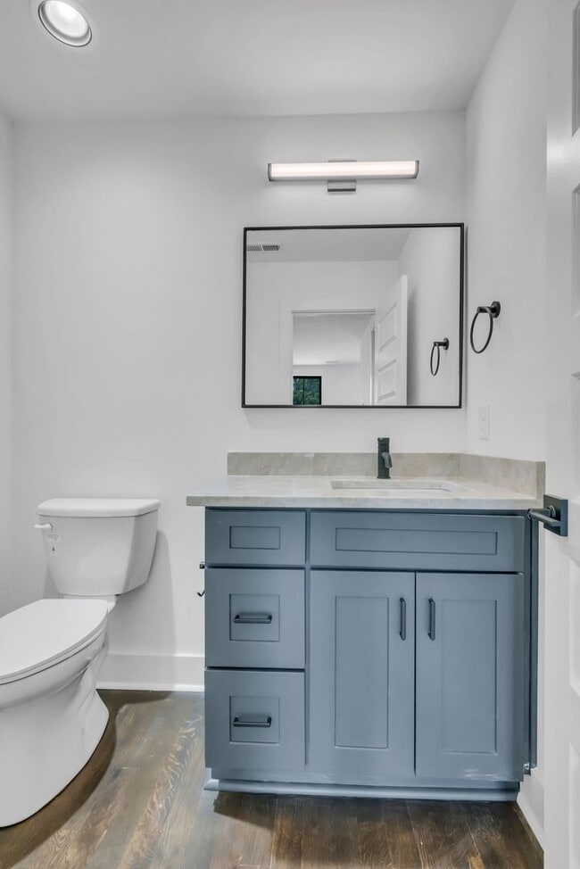 Building Photo - Modern Luxury Living in East Nashville