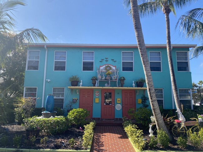 Primary Photo - 15 N Ocean Breeze