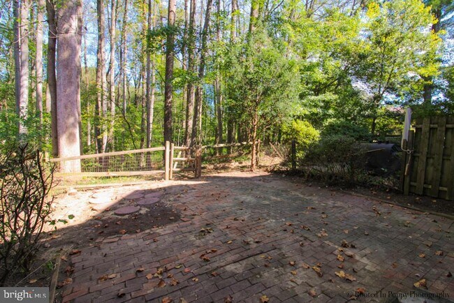 Building Photo - 20423 Meadow Pond Pl