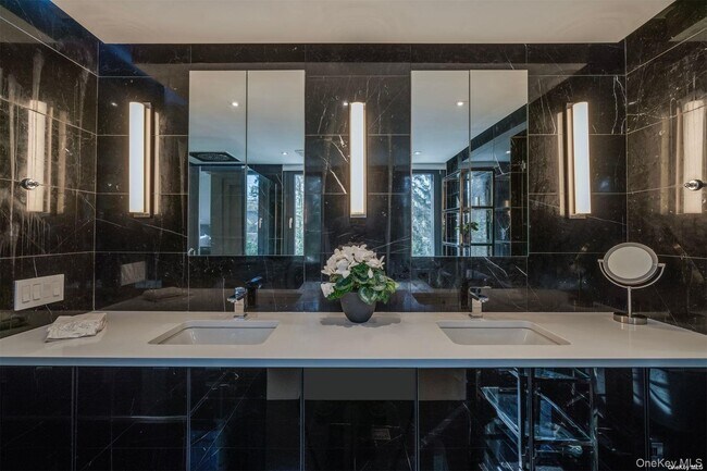 Building Photo - 9 Winding Way