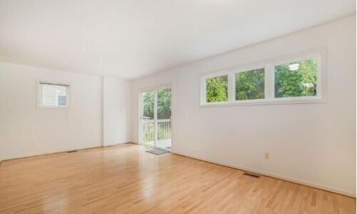 Building Photo - 905 Wildt St