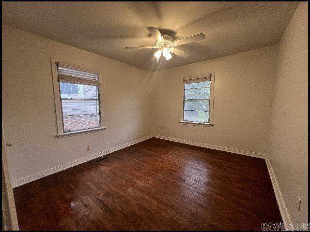 Building Photo - 5919 Woodlawn Dr