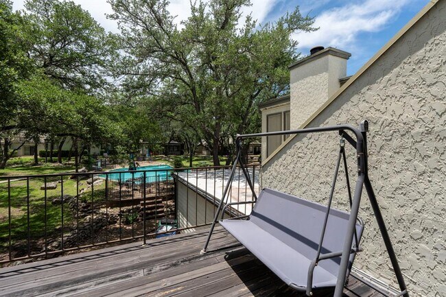 Building Photo - 13 Casa Verde St