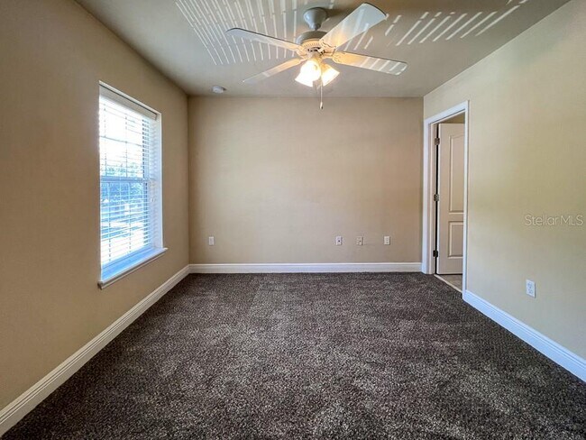 Building Photo - 2972 SW 35th Pl