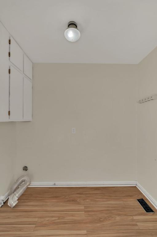 Building Photo - 459 Trina St