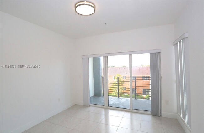 Building Photo - 6151 NW 182nd Ln