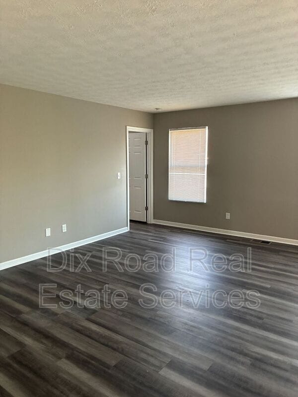 Building Photo - 2129 Pumpkin Ridge Ct