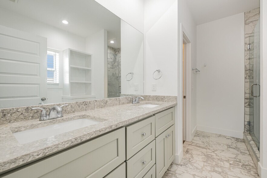 Building Photo - 4341 Goins Rd