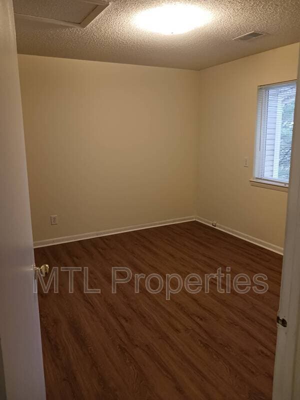 Building Photo - 1674 Eagles Pl