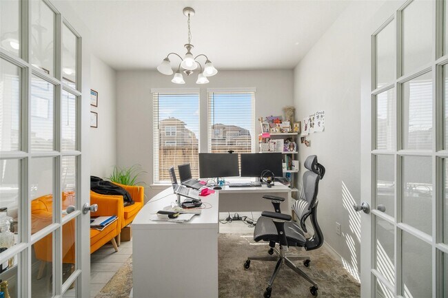 Building Photo - 1811 Smithers Landing Dr