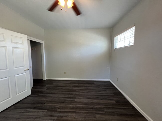 Building Photo - Merced: $1649 2 bedroom 2 bath with off st...