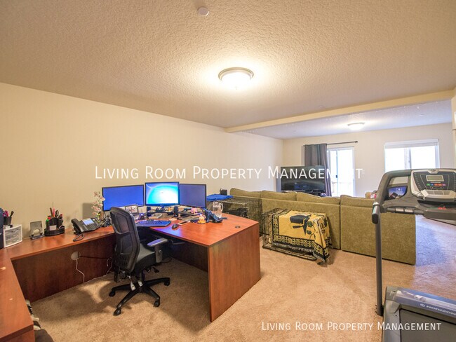Building Photo - 12963 SE 155th Ave