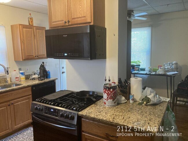 Building Photo - 2112 N 5th Ave