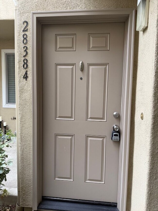 Building Photo - Modern Montecido Condo in Portola Hills | Vaulted Ceilings & Direct Access Garage