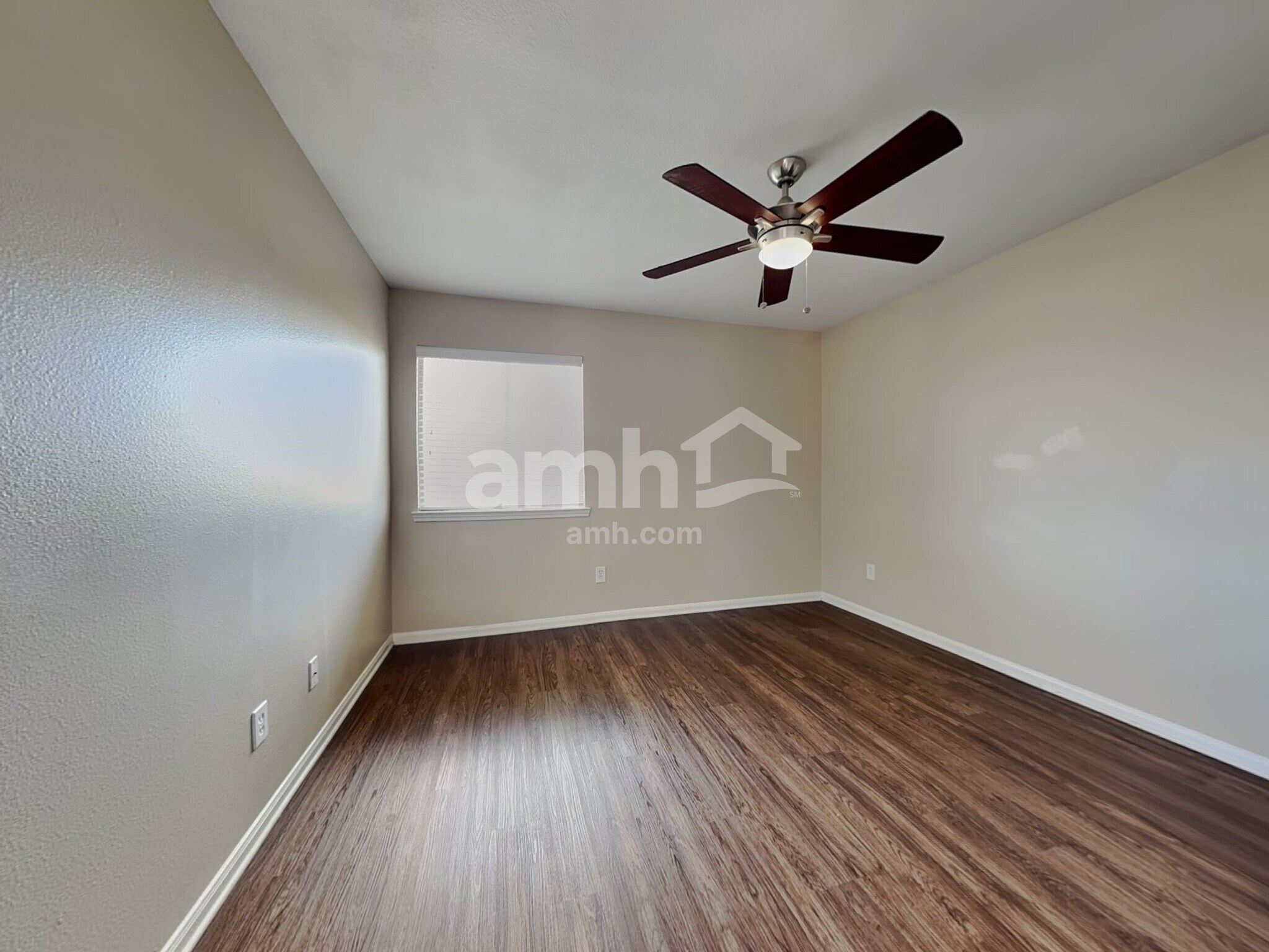 Building Photo - 17022 Sperry Landing Dr