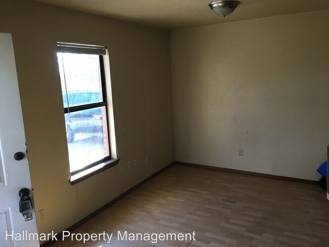 Building Photo - 2 br, 1 bath Apartment - 125 Hortense