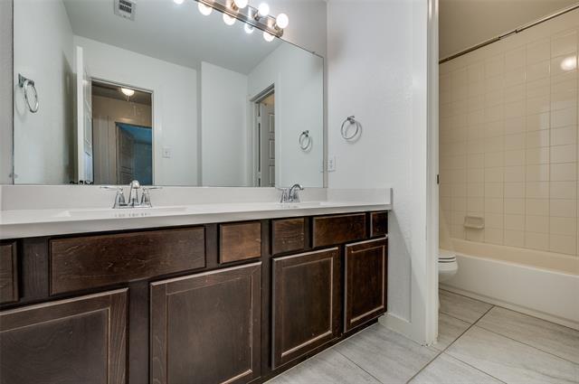 Building Photo - 1133 Foxtail Dr