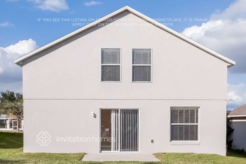 Building Photo - 336 Royal Ridge Dr