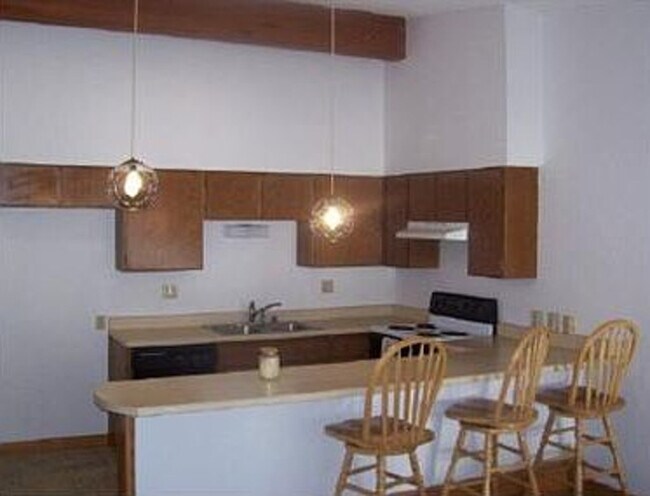 Building Photo - 2630 S Federal Blvd