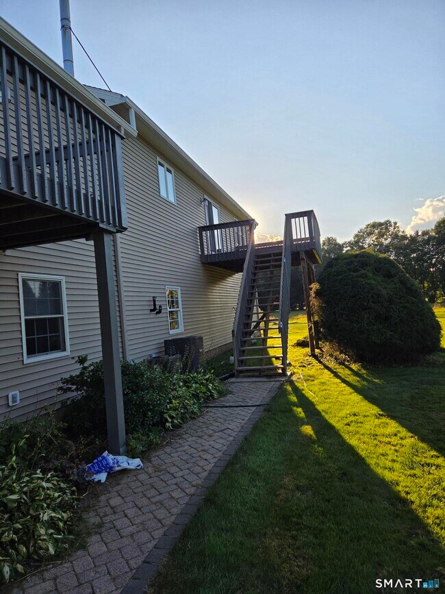 Building Photo - 216 Wells Rd