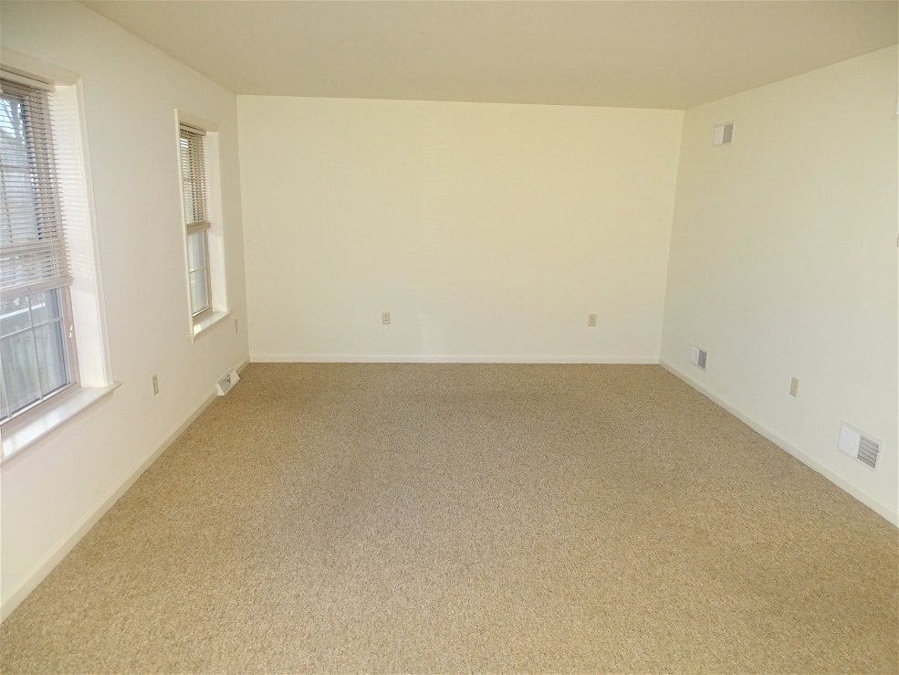 Building Photo - 150 Gable Dr