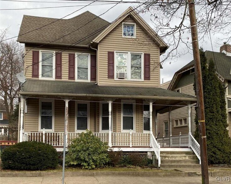 Street View - 715 Cattell St
