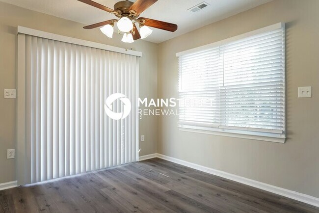 Building Photo - 3 Bedroom Pet-Friendly Home in Raleigh, NC...