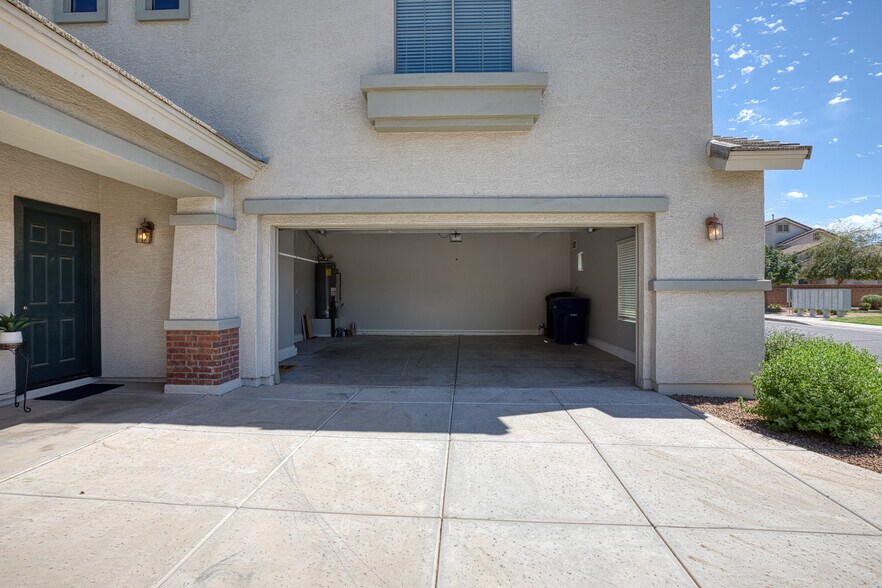 Building Photo - 3799 S Laurel Way