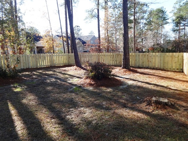 Building Photo - 103 Surlington Dr