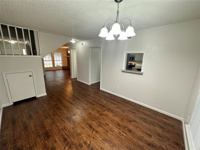 Building Photo - 1305 Lovell Dr