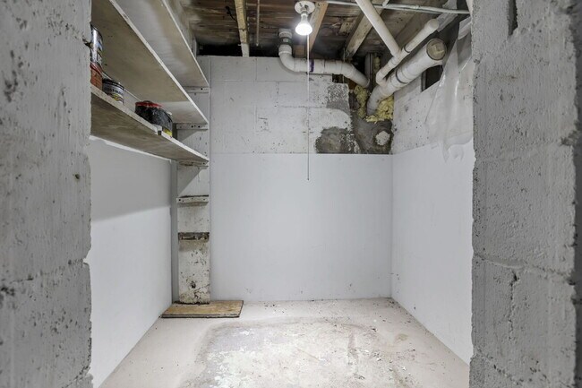 Building Photo - Elegant College Avenue Residence in a Prime Columbus Location